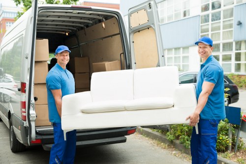 Moving truck service for residential and commercial moves in Mitcham