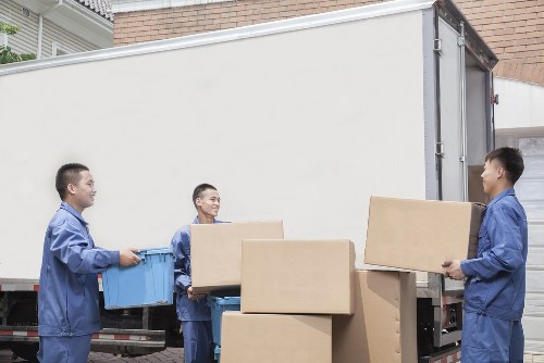 House removalists preparing a move in Mitcham residential street